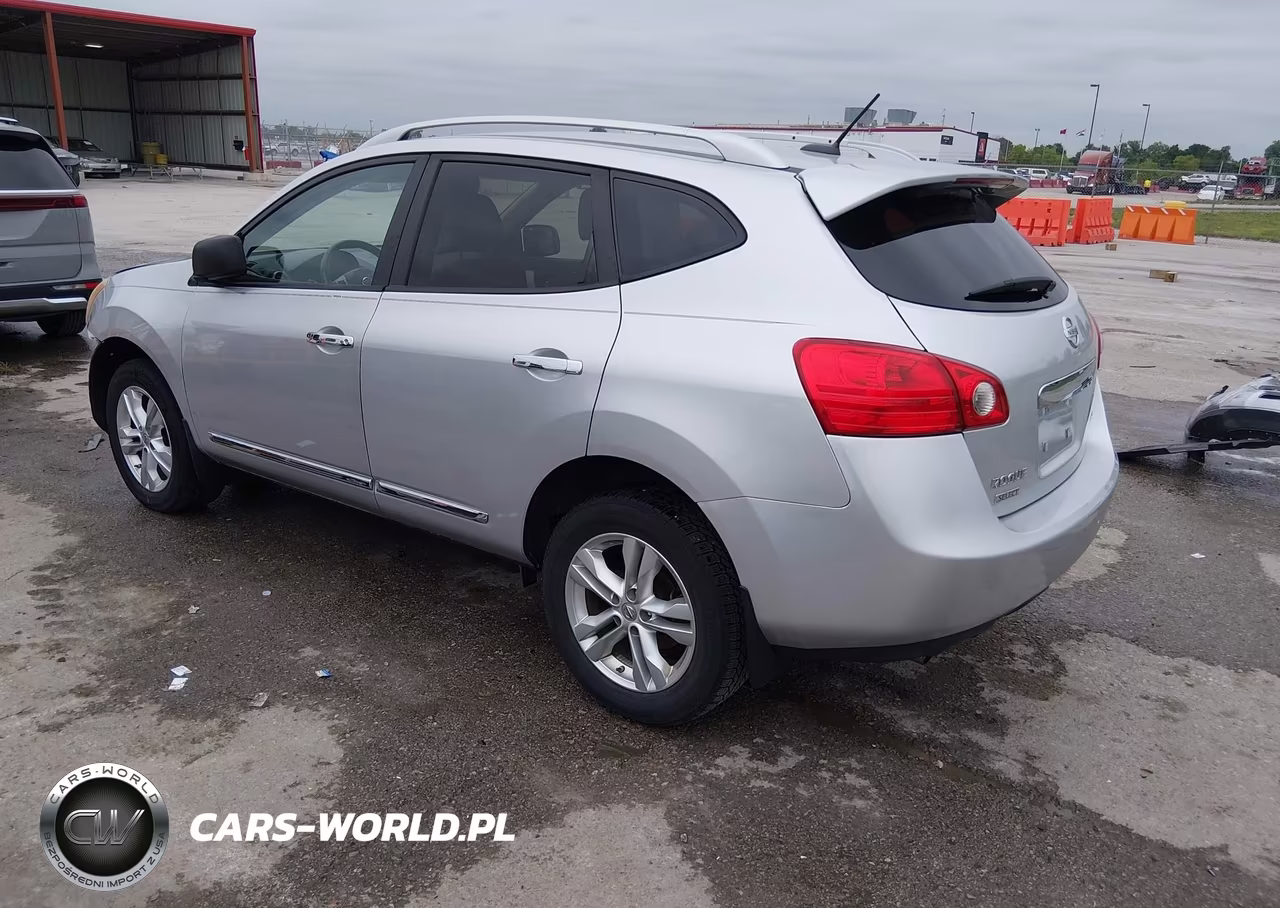 2015 Nissan Rogue Select S VIN:JN8AS5MVXFW256402 - 3