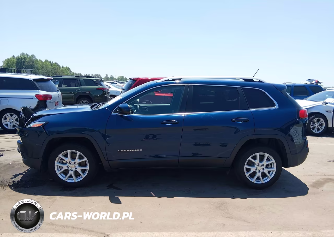 2018 Jeep Cherokee Latitude Fwd VIN:1C4PJLCX2JD553314 - 15