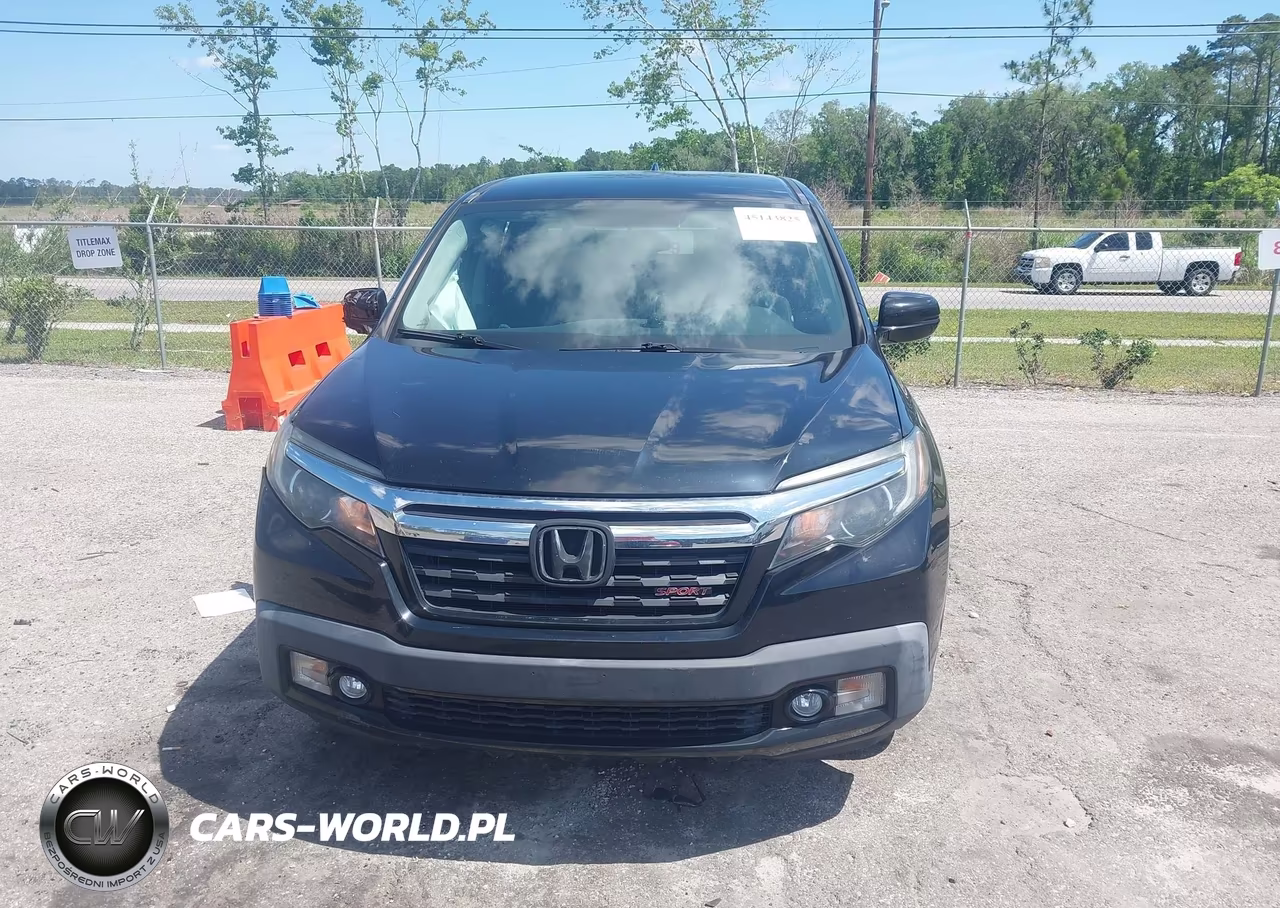 2017 Honda Ridgeline Sport VIN:5FPYK2F13HB004427 - 12
