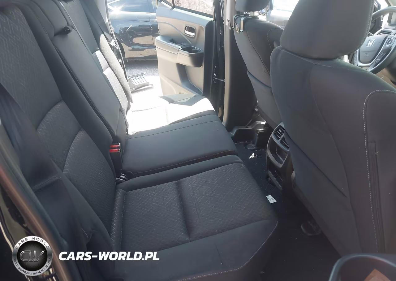 2017 Honda Ridgeline Sport VIN:5FPYK2F13HB004427 - 8