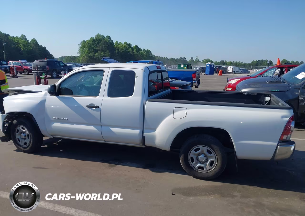2015 Toyota Tacoma VIN:5TFTX4CN3FX066050 - 14
