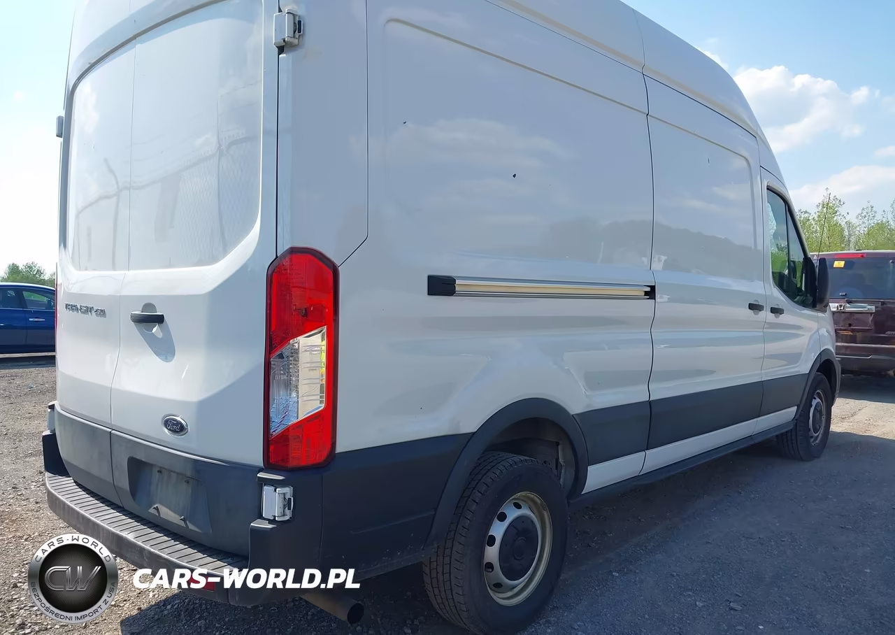 2023 Ford Transit-250 VIN:1FTBR1X84PKB01895 - 4