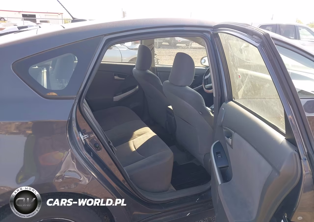 2011 Toyota Prius Three VIN:JTDKN3DU4B5293223 - 8