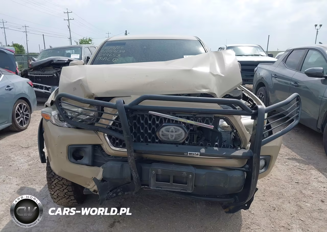 2018 Toyota Tacoma Trd Off Road VIN:3TMDZ5BN8JM049653 - 12