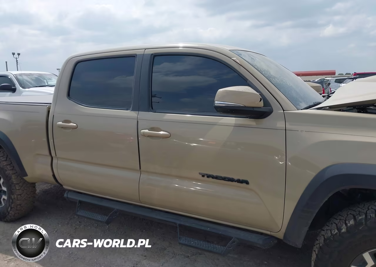 2018 Toyota Tacoma Trd Off Road VIN:3TMDZ5BN8JM049653 - 13