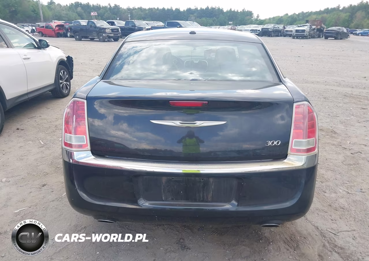 2011 Chrysler 300 VIN:2C3CA4CG8BH531850 - 16