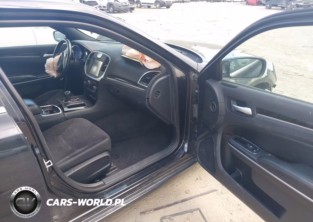2011 Chrysler 300 VIN:2C3CA4CG8BH531850 - 5