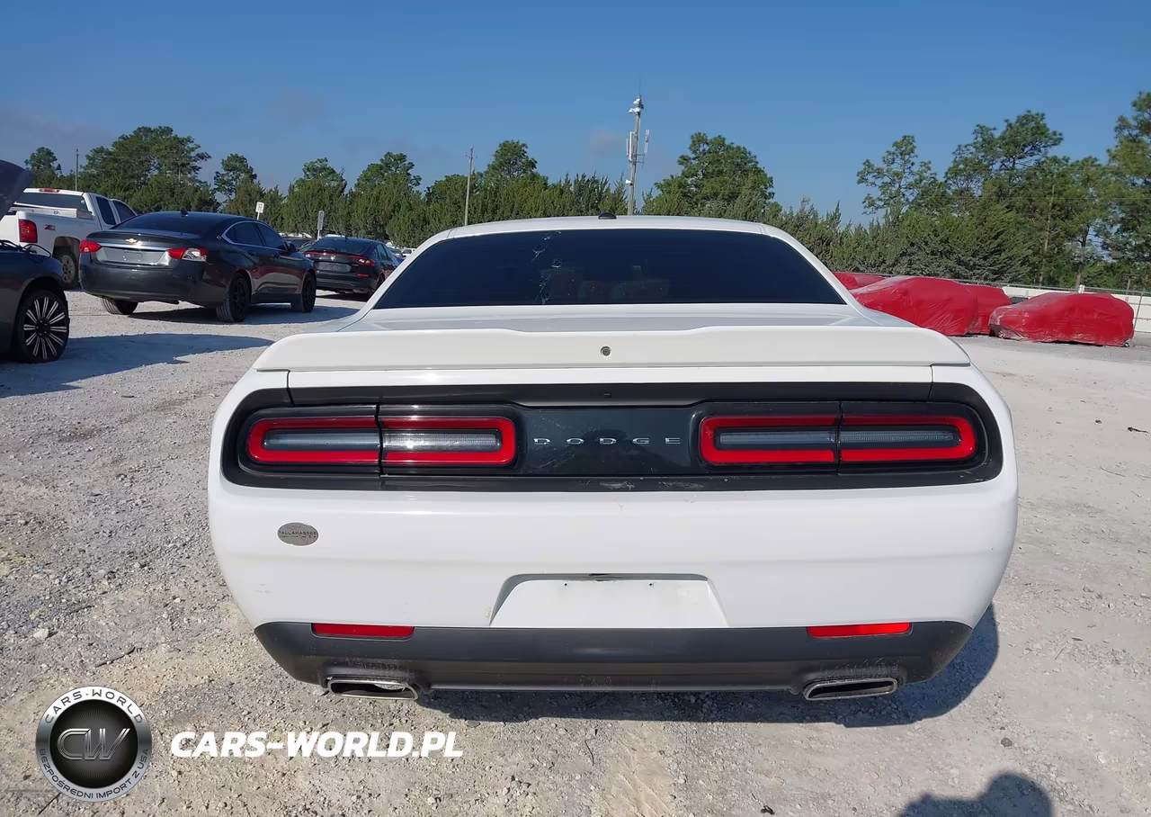 2019 Dodge Challenger Sxt VIN:2C3CDZAG7KH620543 - 16
