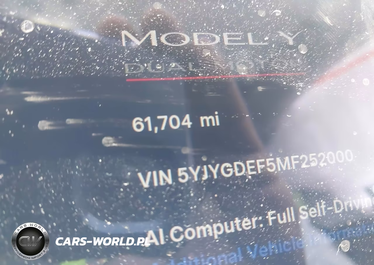 2021 Tesla Model Y Performance Dual Motor All-Wheel Drive VIN:5YJYGDEF5MF252000 - 14