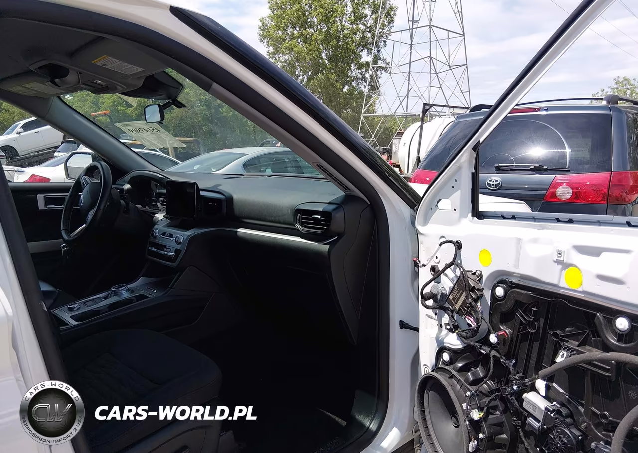 2020 Ford Explorer Xlt VIN:1FMSK8DH1LGD04494 - 5