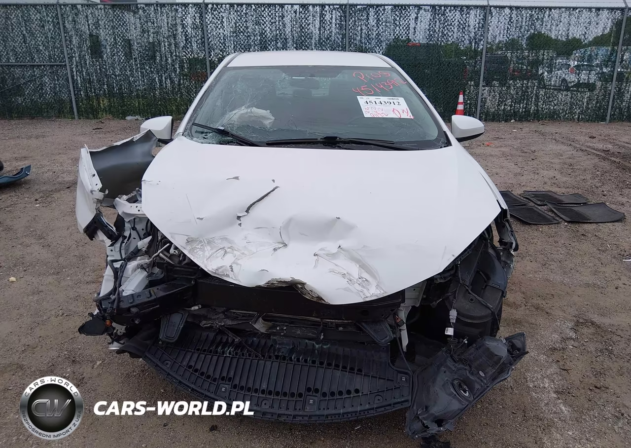 2016 Toyota Corolla Le Plus VIN:5YFBPRHE2GP531001 - 13