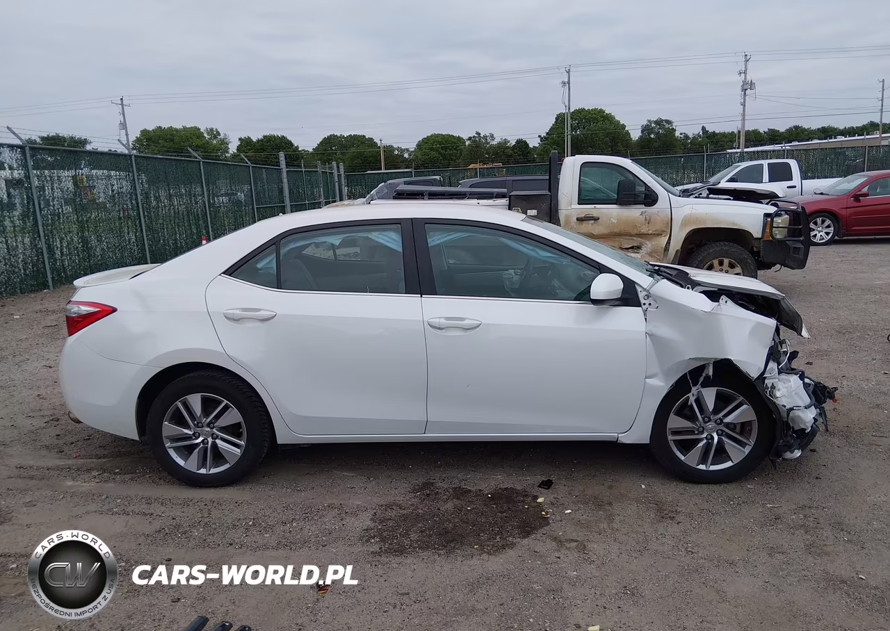 2016 Toyota Corolla Le Plus VIN:5YFBPRHE2GP531001 - 14