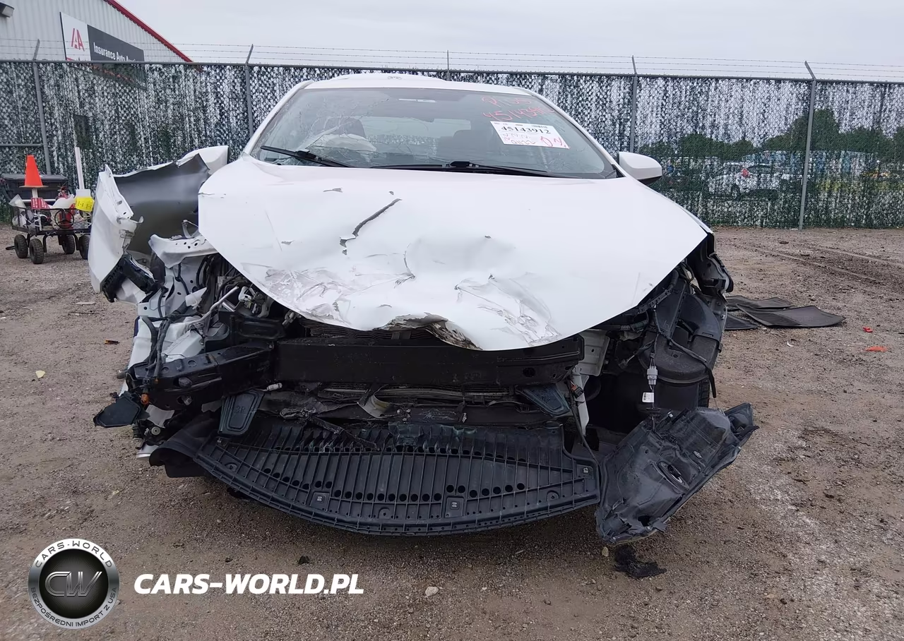 2016 Toyota Corolla Le Plus VIN:5YFBPRHE2GP531001 - 6