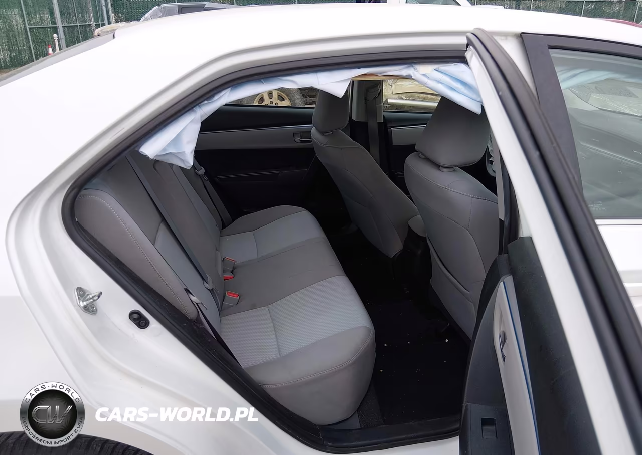 2016 Toyota Corolla Le Plus VIN:5YFBPRHE2GP531001 - 8