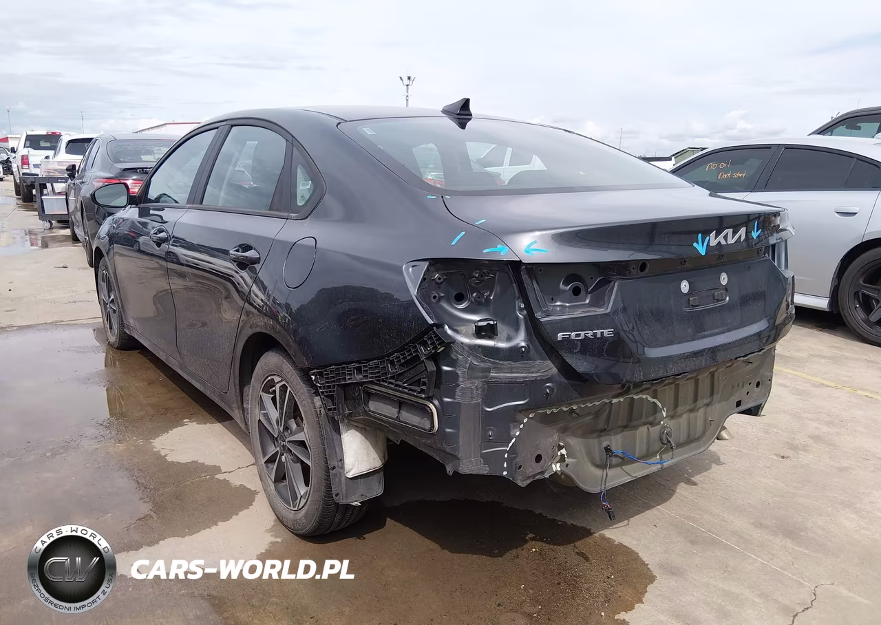 2024 Kia Forte Lxs VIN:3KPF24AD0RE754209 - 3