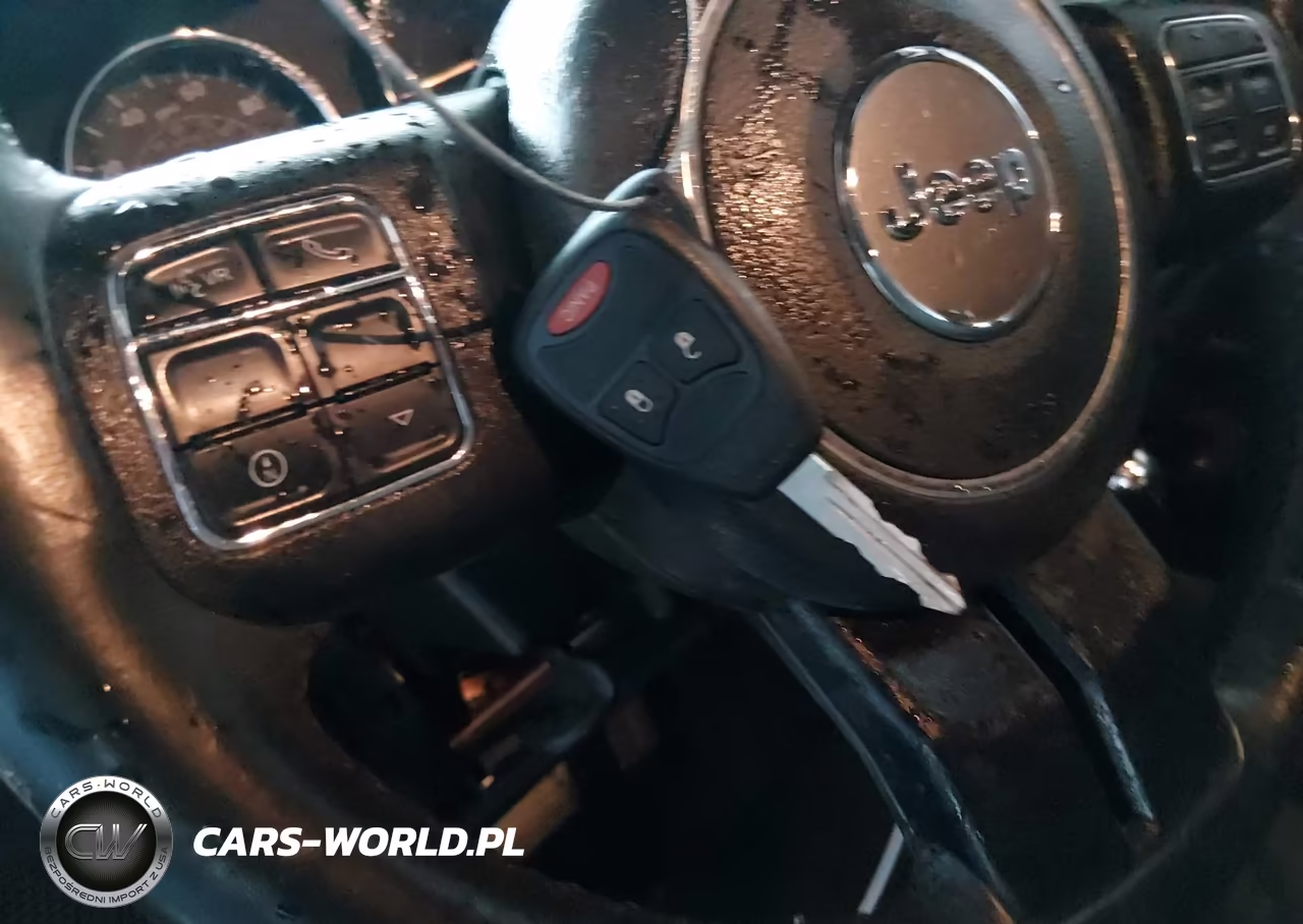 2016 Jeep Wrangler Unlimited Sport VIN:1C4BJWDG6GL196339 - 11