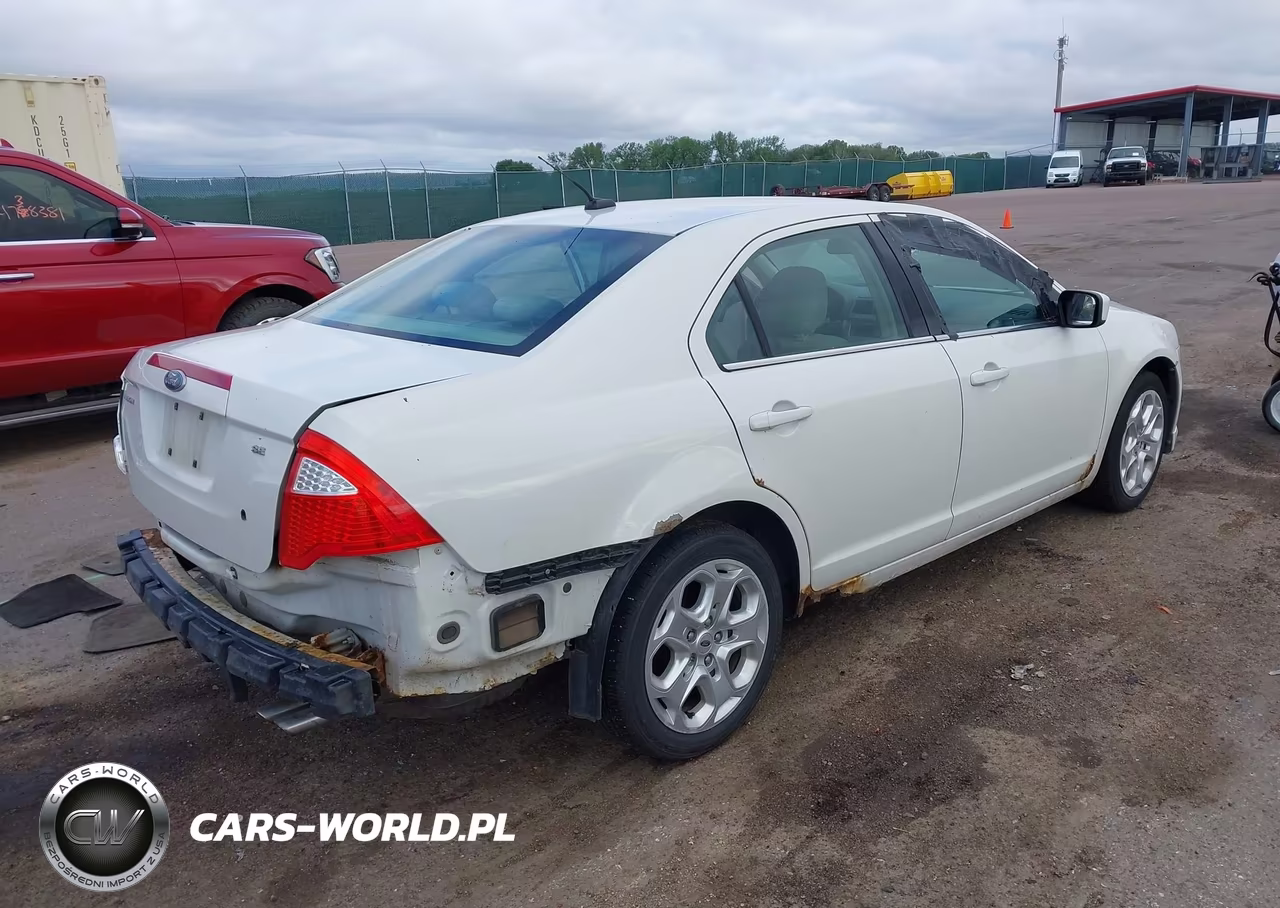 2010 Ford Fusion Se VIN:3FAHP0HA9AR265812 - 4