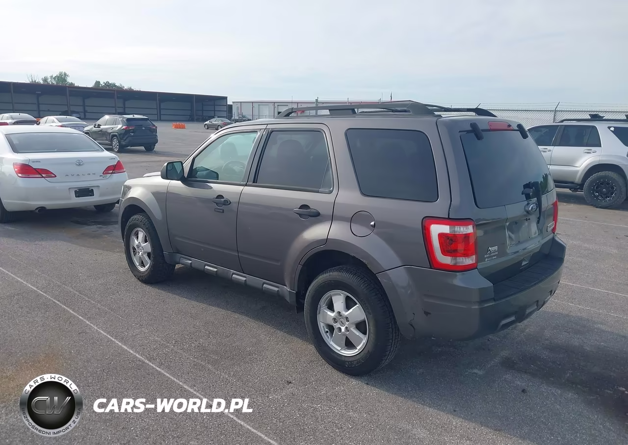 2012 Ford Escape Xlt VIN:1FMCU9DG3CKC00694 - 3