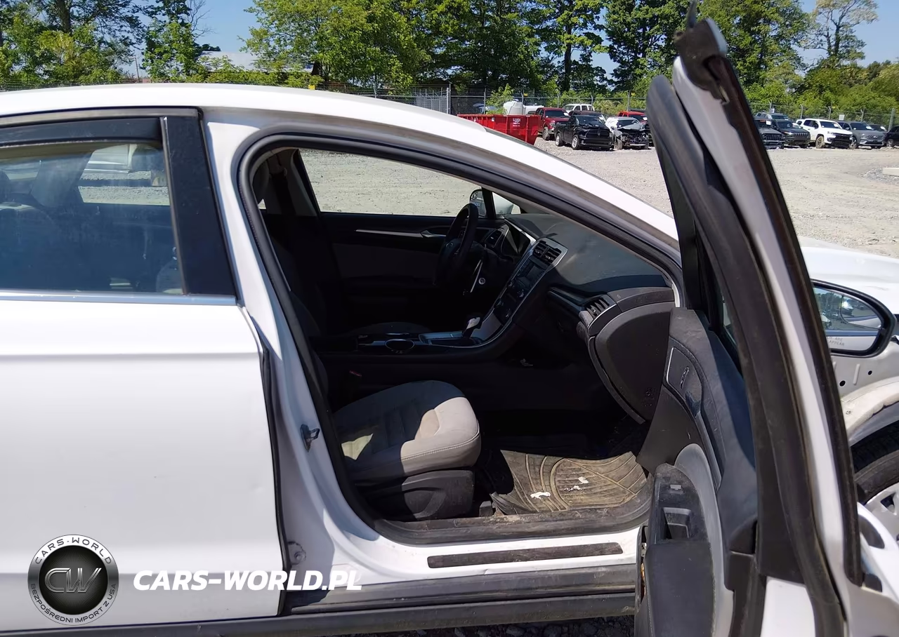 2013 Ford Fusion S VIN:3FA6P0G7XDR329096 - 5