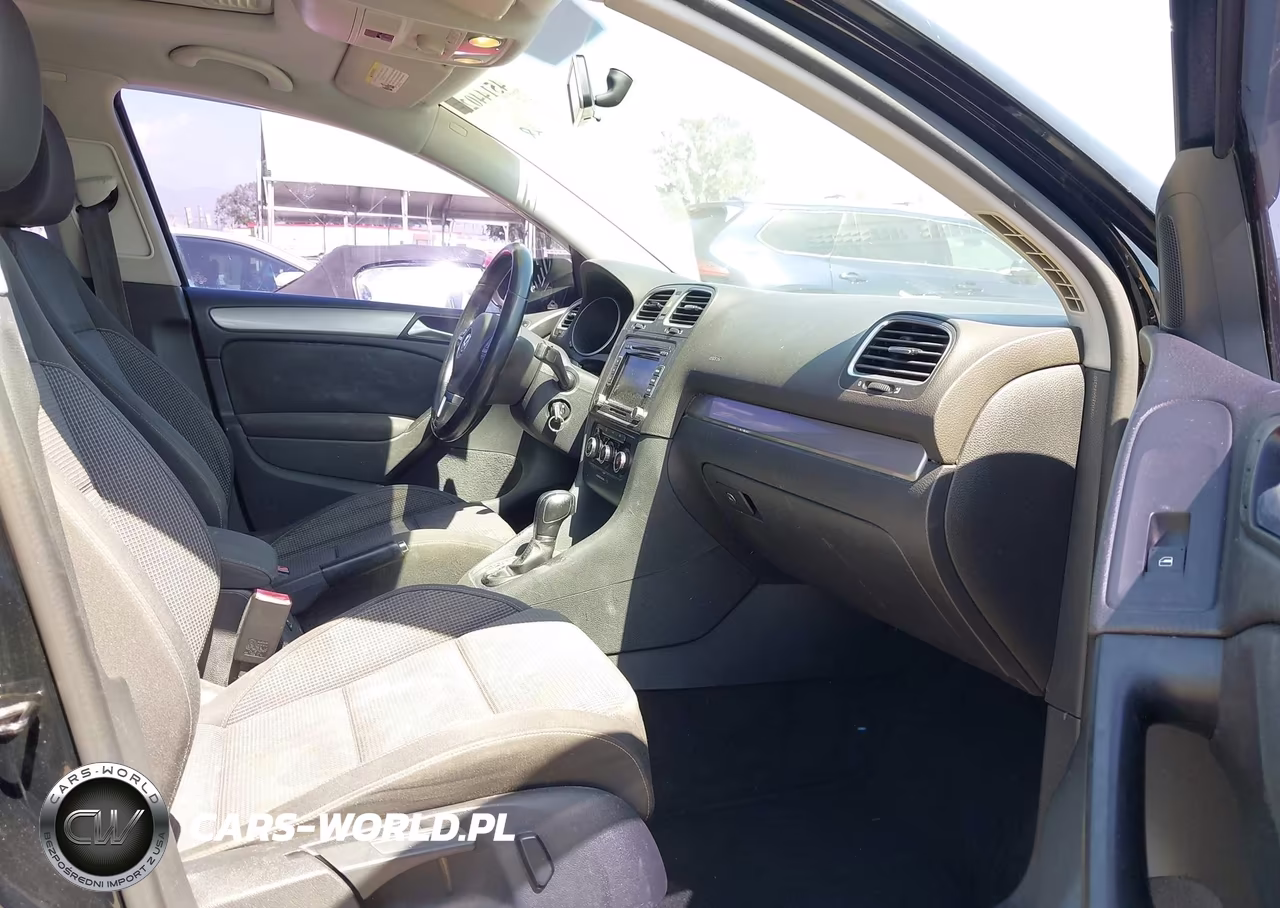 2013 Volkswagen Golf 2.5L 4-Door VIN:WVWDB7AJ3DW015767 - 5