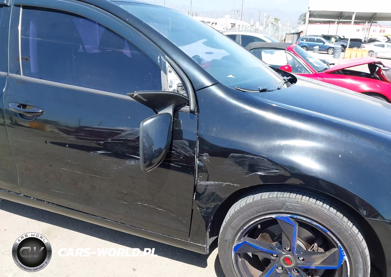 2013 Volkswagen Golf 2.5L 4-Door VIN:WVWDB7AJ3DW015767 - 6