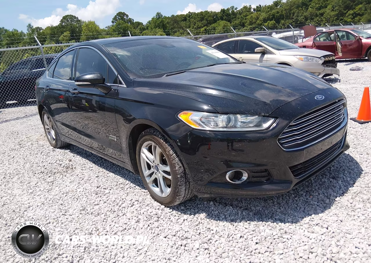 2016 Ford Fusion Energi Titanium – zdjęcie 1 z 16
