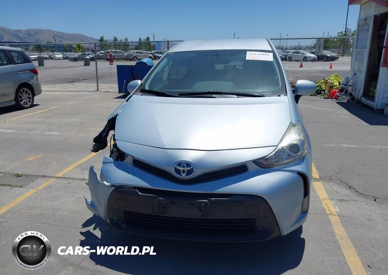 2016 Toyota Prius V Four VIN:JTDZN3EU1GJ052294 - 12