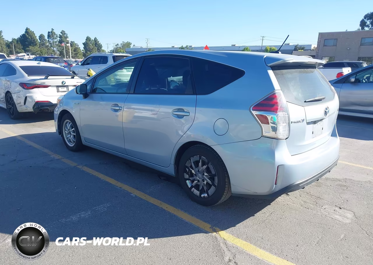 2016 Toyota Prius V Four VIN:JTDZN3EU1GJ052294 - 3