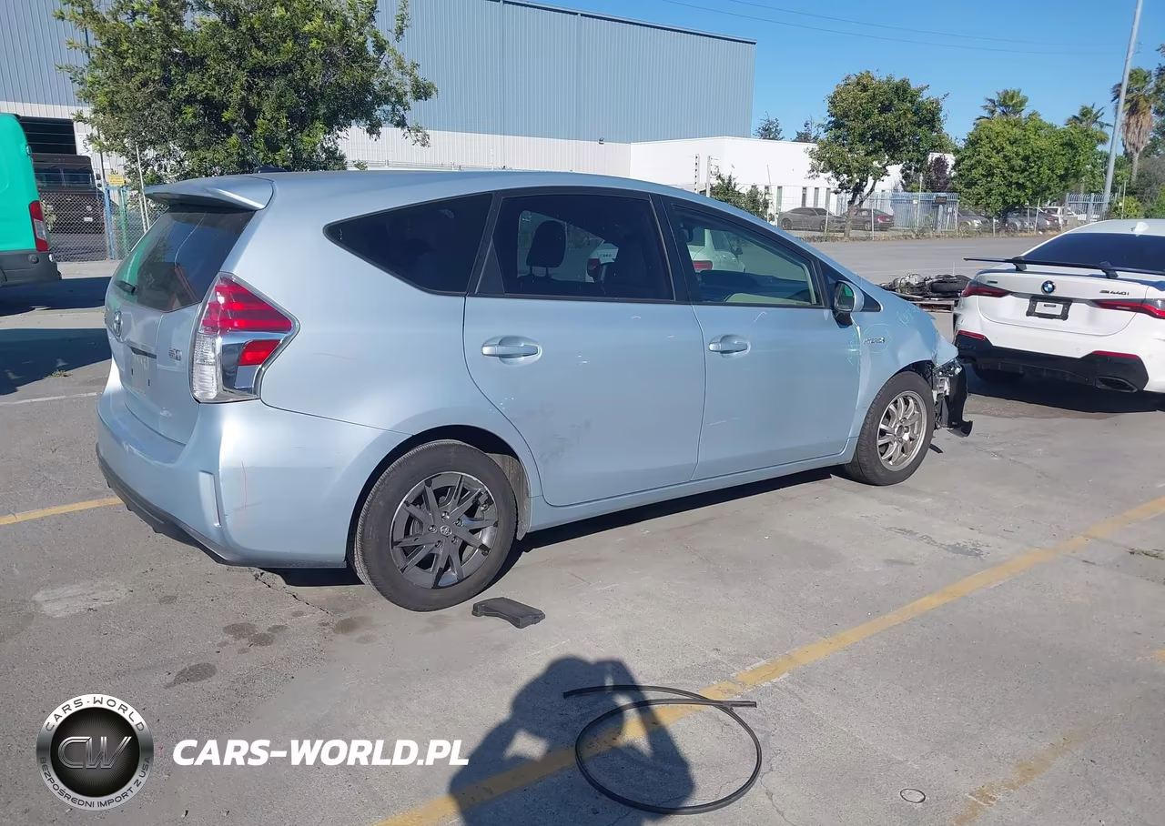 2016 Toyota Prius V Four VIN:JTDZN3EU1GJ052294 - 4