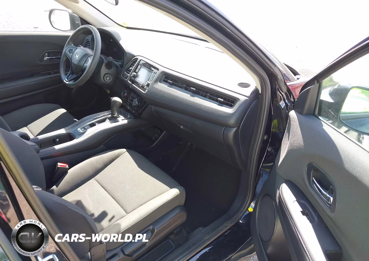 2022 Honda Hr-V Awd Lx VIN:3CZRU6H39NM758222 - 5