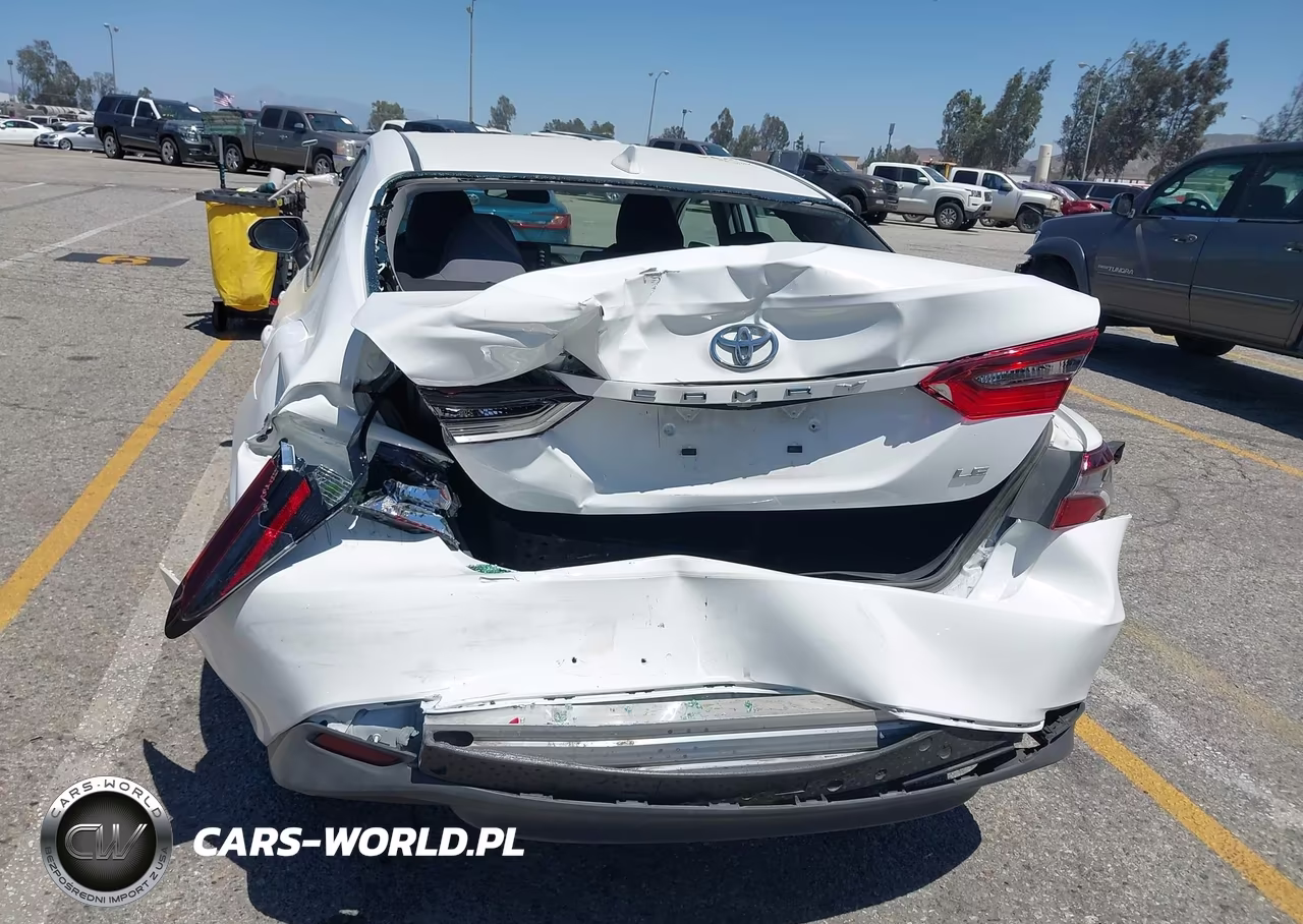 2022 Toyota Camry Le VIN:4T1C11AK7NU693113 - 16