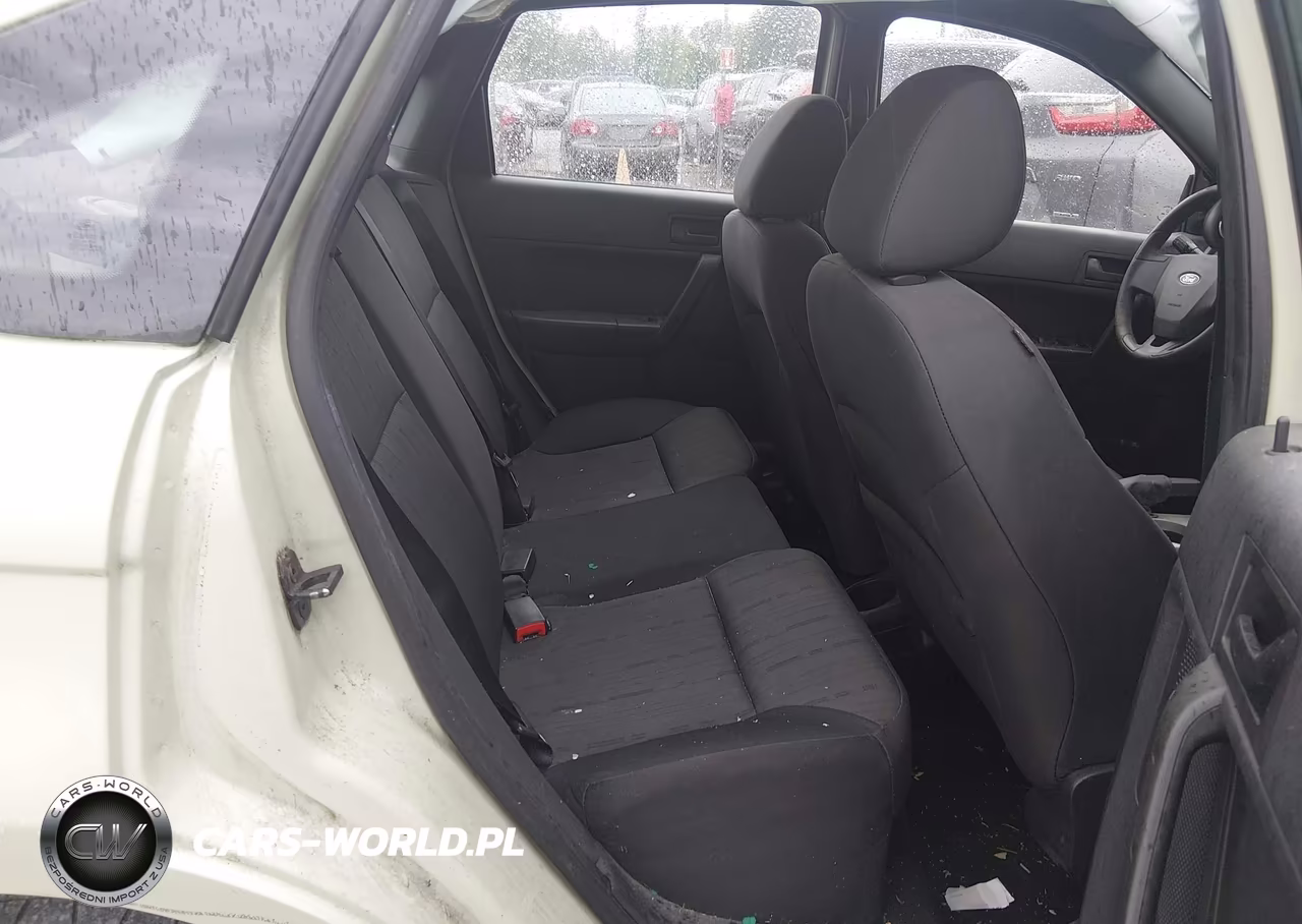 2010 Ford Focus Se VIN:1FAHP3FN2AW187068 - 8