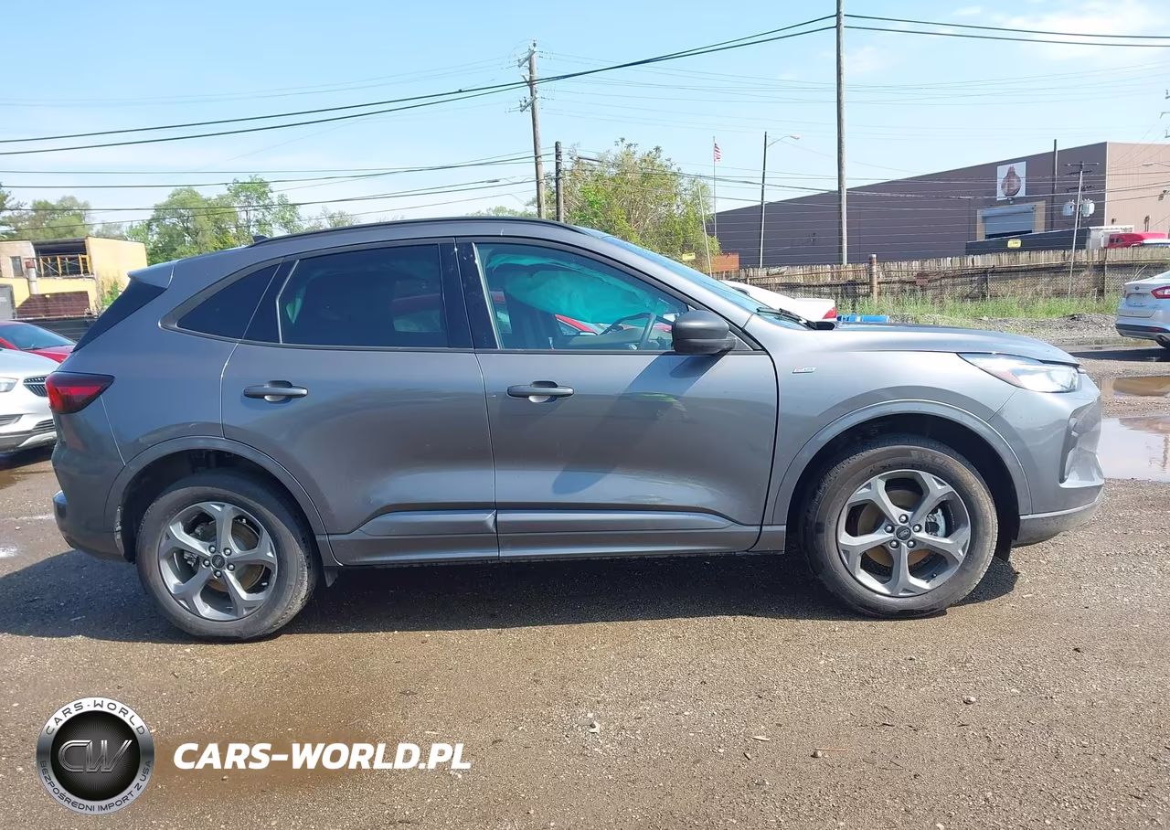 2024 Ford Escape St-Line VIN:1FMCU9MN2RUA90636 - 13