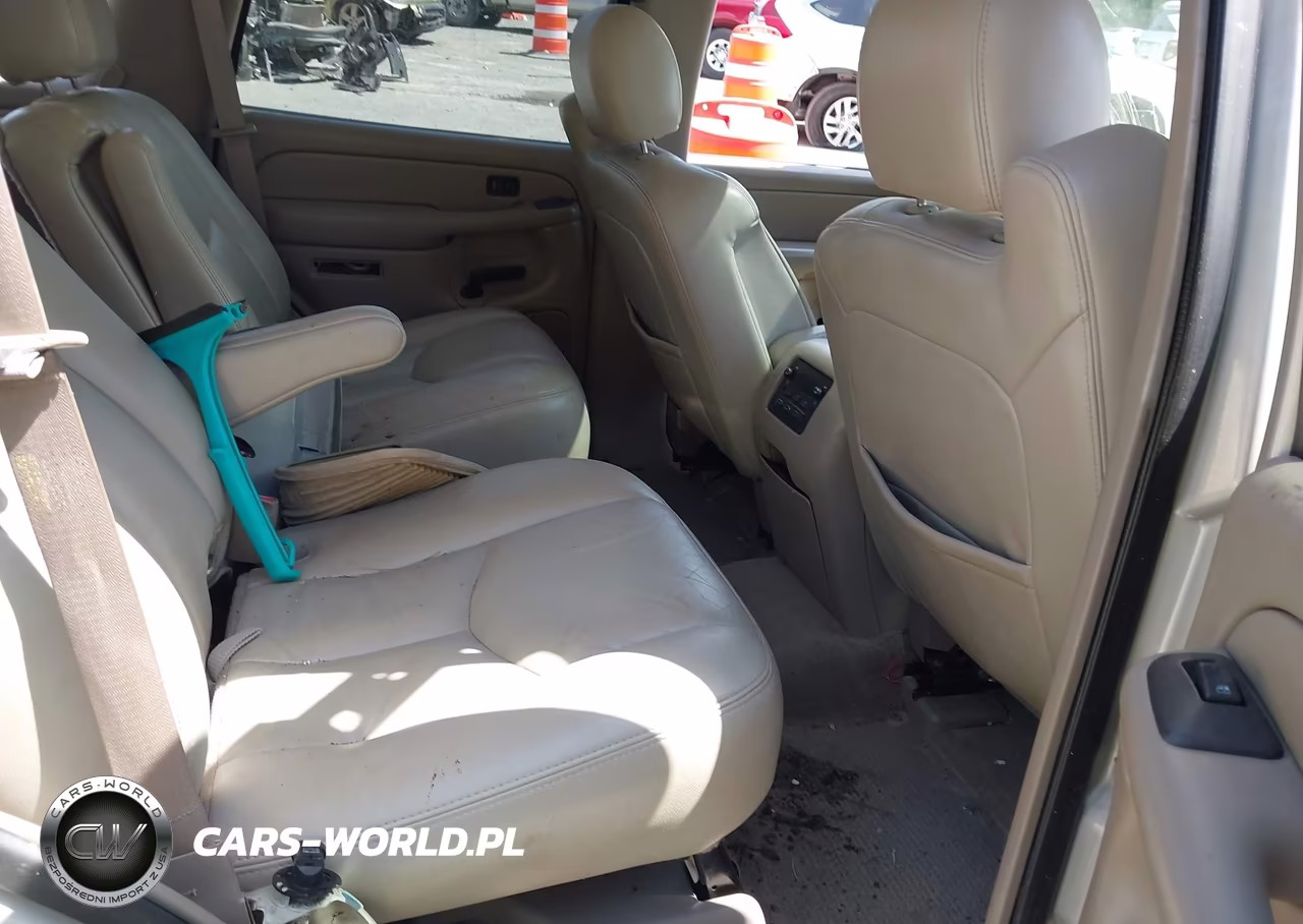 2005 Chevrolet Tahoe Z71 VIN:1GNEK13T75R156347 - 8