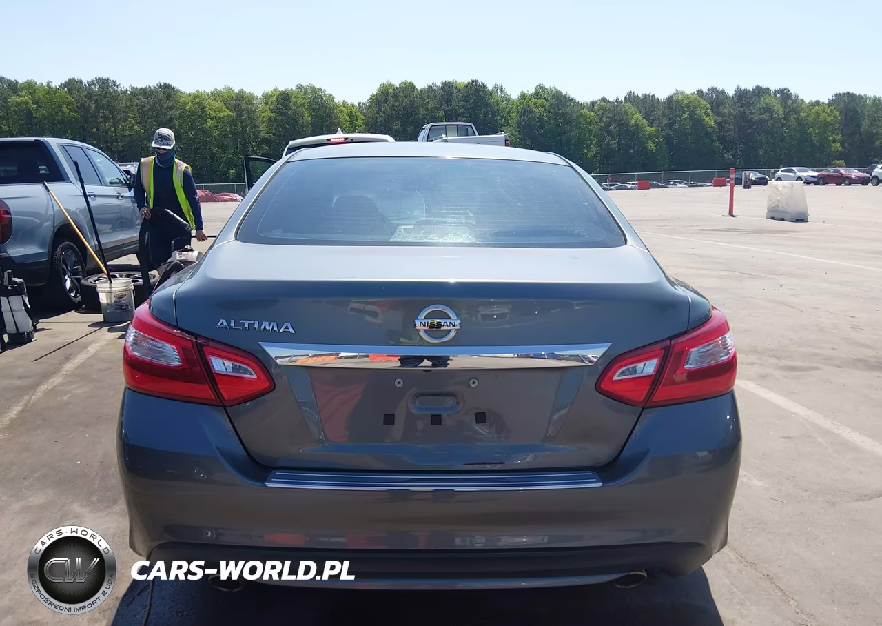 2017 Nissan Altima 2.5 S VIN:1N4AL3AP7HC124081 - 16