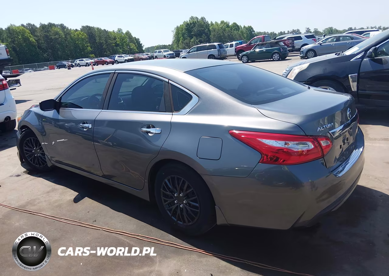 2017 Nissan Altima 2.5 S VIN:1N4AL3AP7HC124081 - 3