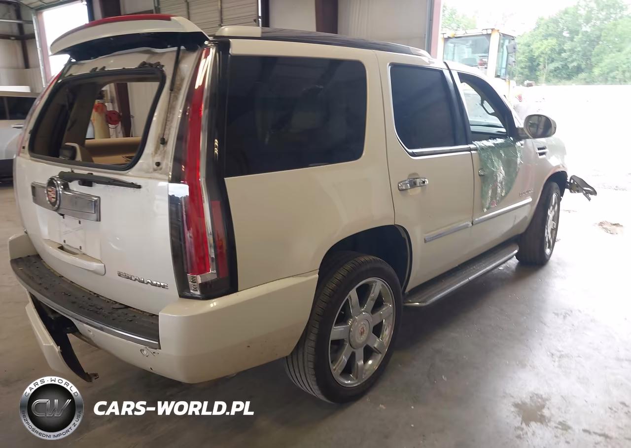 2014 Cadillac Escalade Luxury VIN:1GYS3BEF8ER224588 - 4
