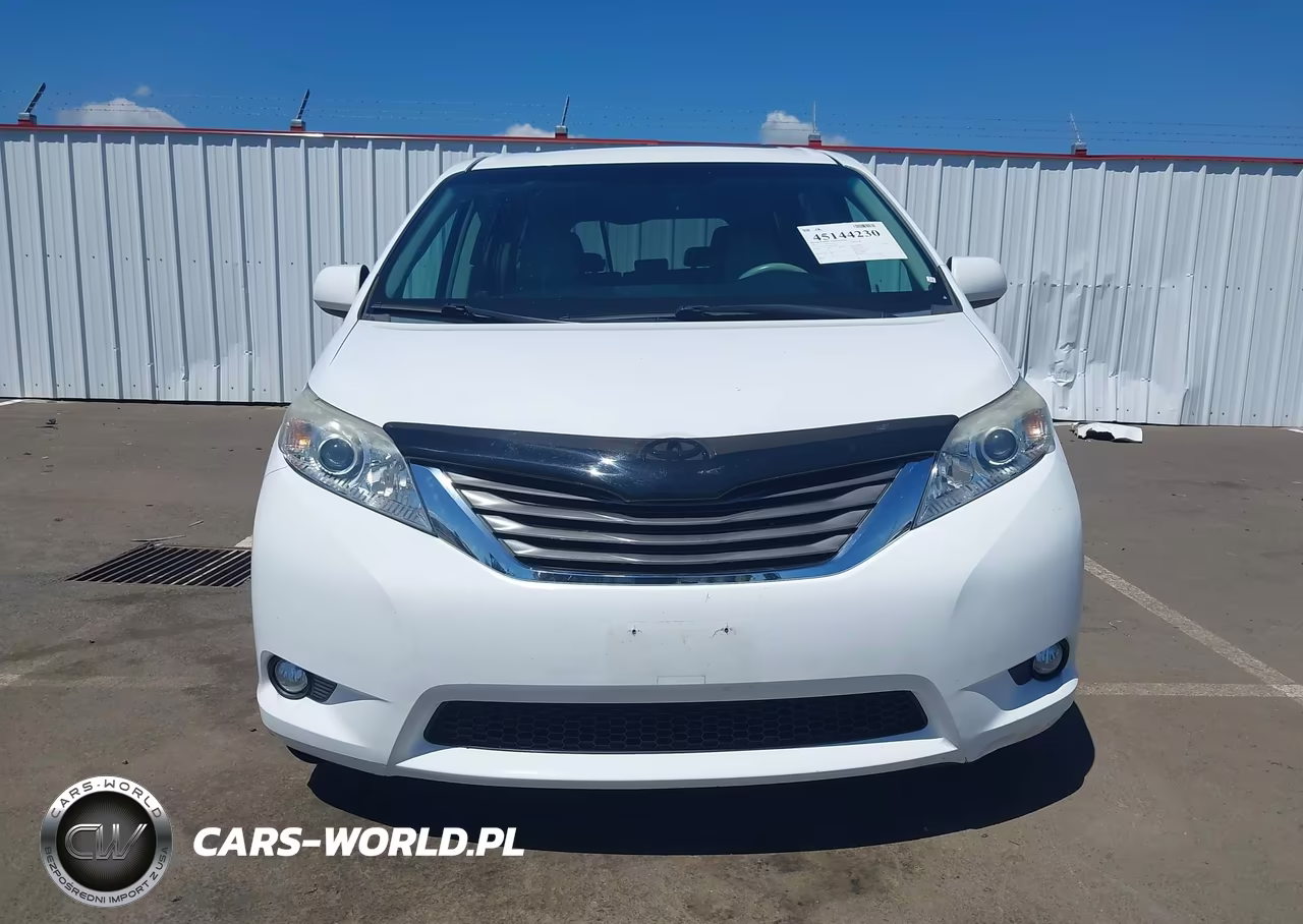 2012 Toyota Sienna Xle V6 8 Passenger VIN:5TDYK3DC2CS228859 - 13