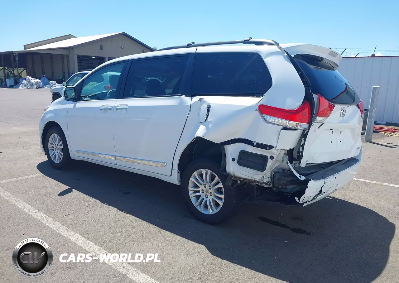 2012 Toyota Sienna Xle V6 8 Passenger VIN:5TDYK3DC2CS228859 - 3