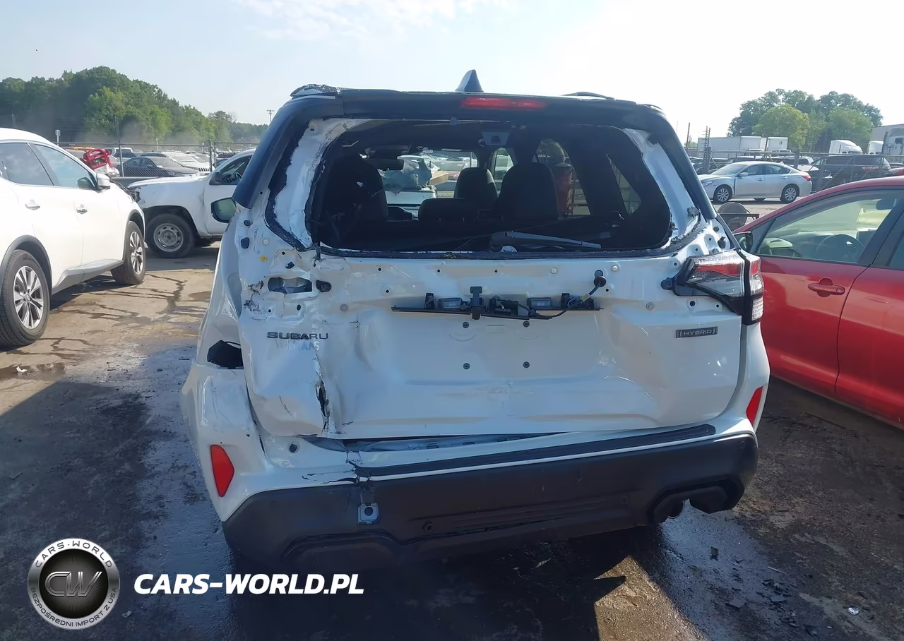 2025 Subaru Forester Touring Hybrid VIN:JF2SLSTD2SH445095 - 16