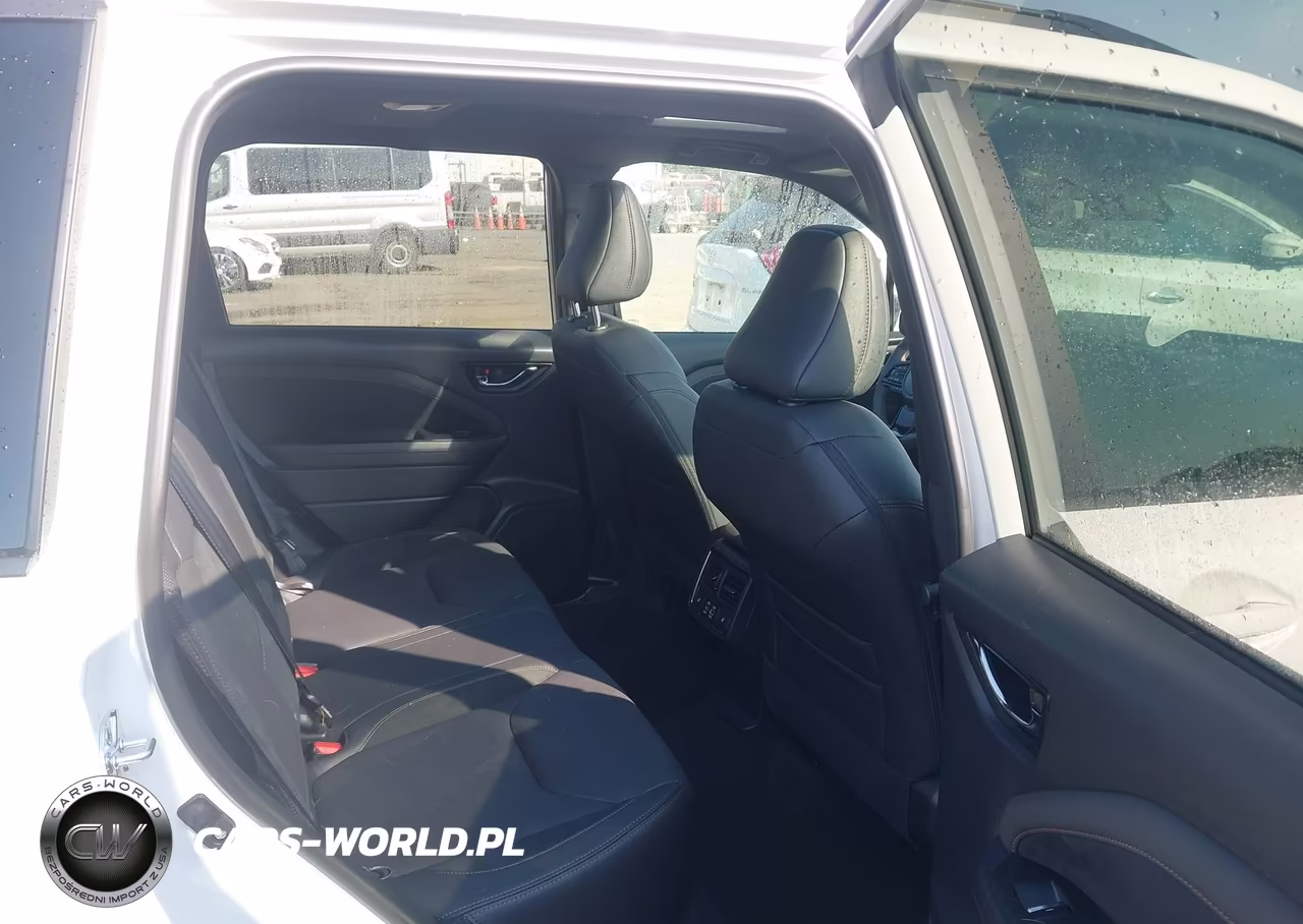 2025 Subaru Forester Touring Hybrid VIN:JF2SLSTD2SH445095 - 8
