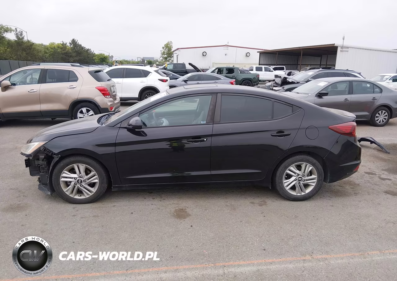 2019 Hyundai Elantra Value Edition VIN:KMHD84LF3KU860306 - 15