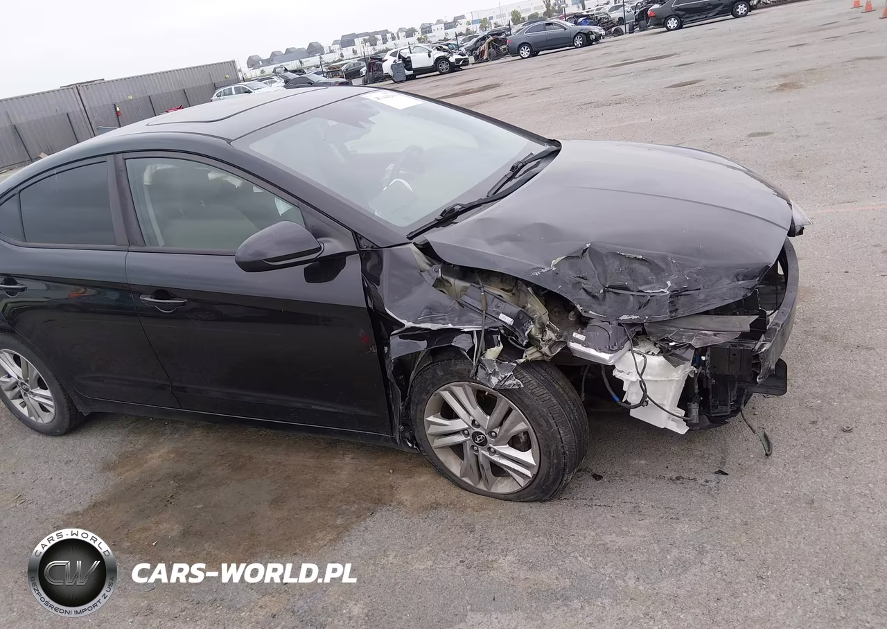 2019 Hyundai Elantra Value Edition VIN:KMHD84LF3KU860306 - 18