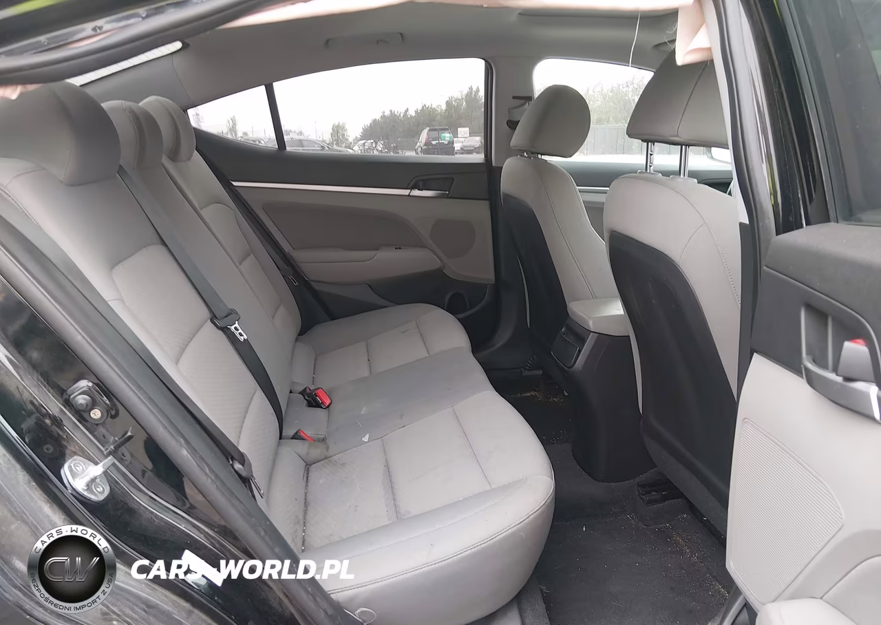 2019 Hyundai Elantra Value Edition VIN:KMHD84LF3KU860306 - 8