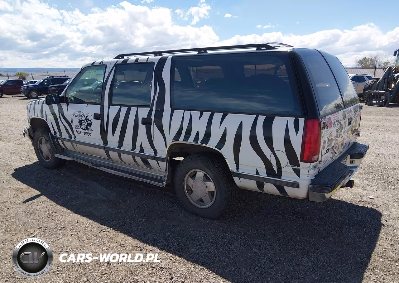 1993 GMC Suburban K1500 VIN:1GKFK16K9PJ749438 - 3