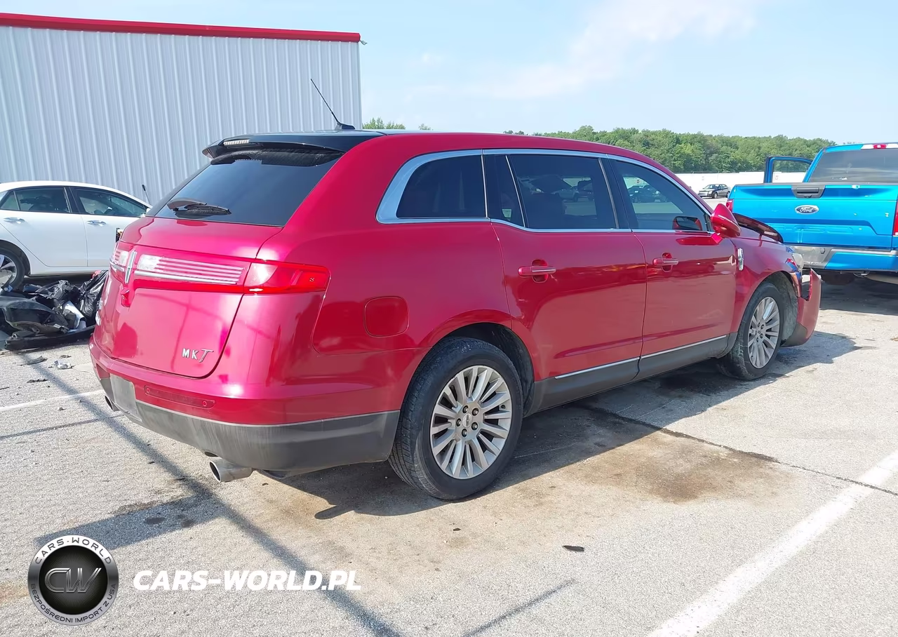2010 Lincoln Mkt VIN:2LMHJ5FR5ABJ13820 - 4