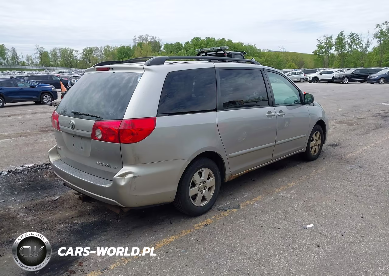 2007 Toyota Sienna Le VIN:5TDZK23C57S096833 - 4