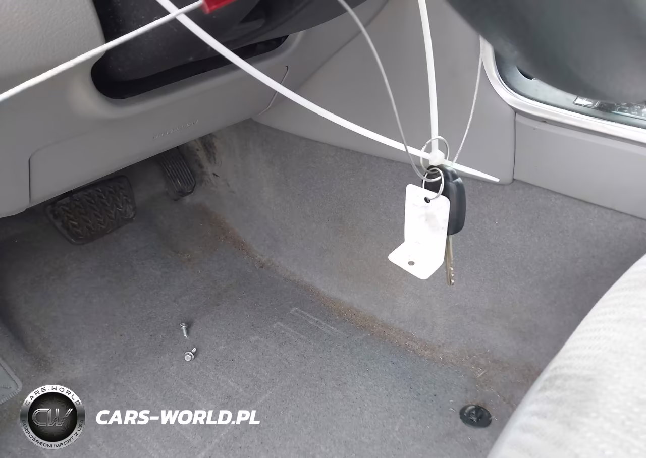 2016 Toyota Camry Le VIN:4T4BF1FK0GR542466 - 11