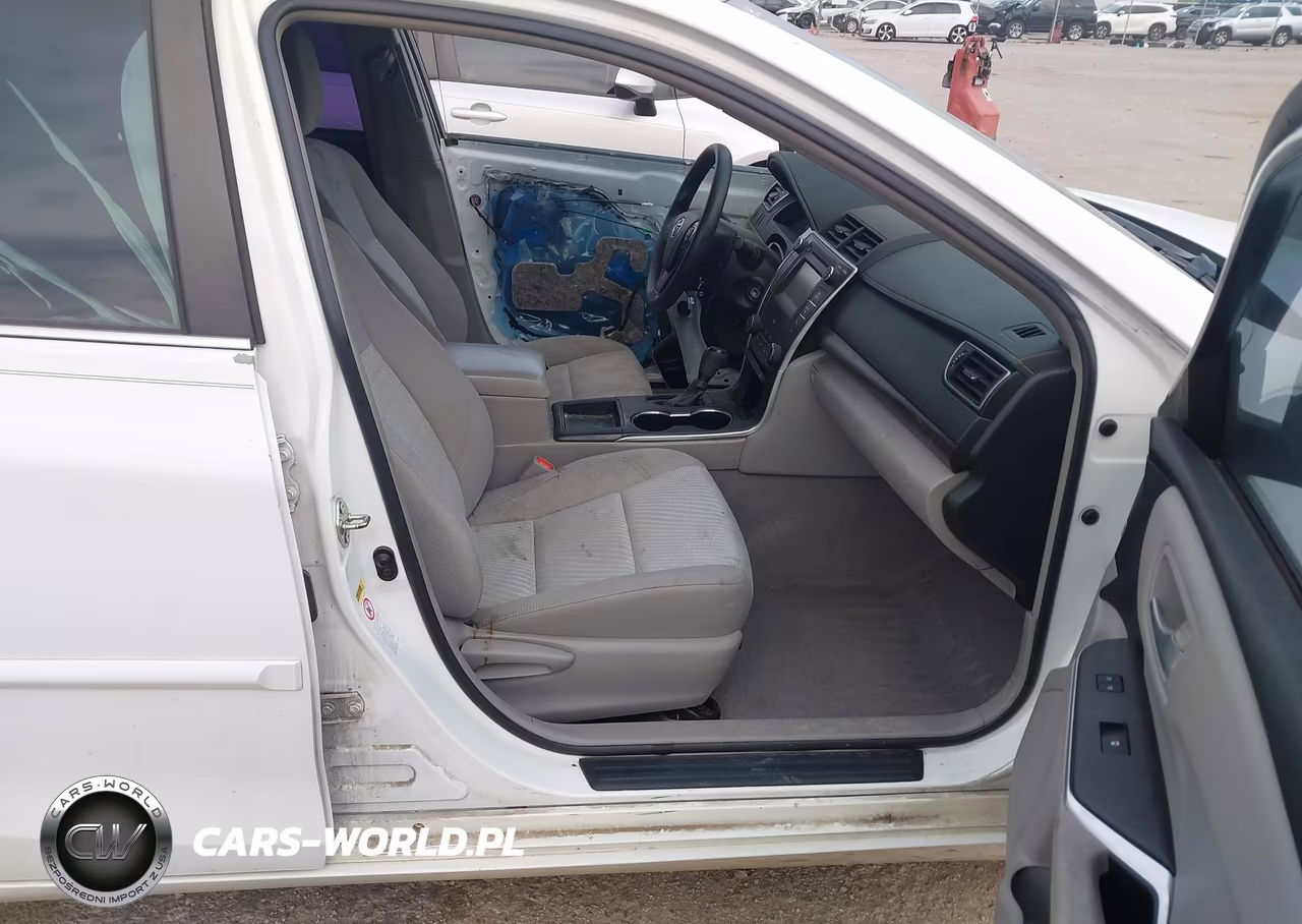 2016 Toyota Camry Le VIN:4T4BF1FK0GR542466 - 5