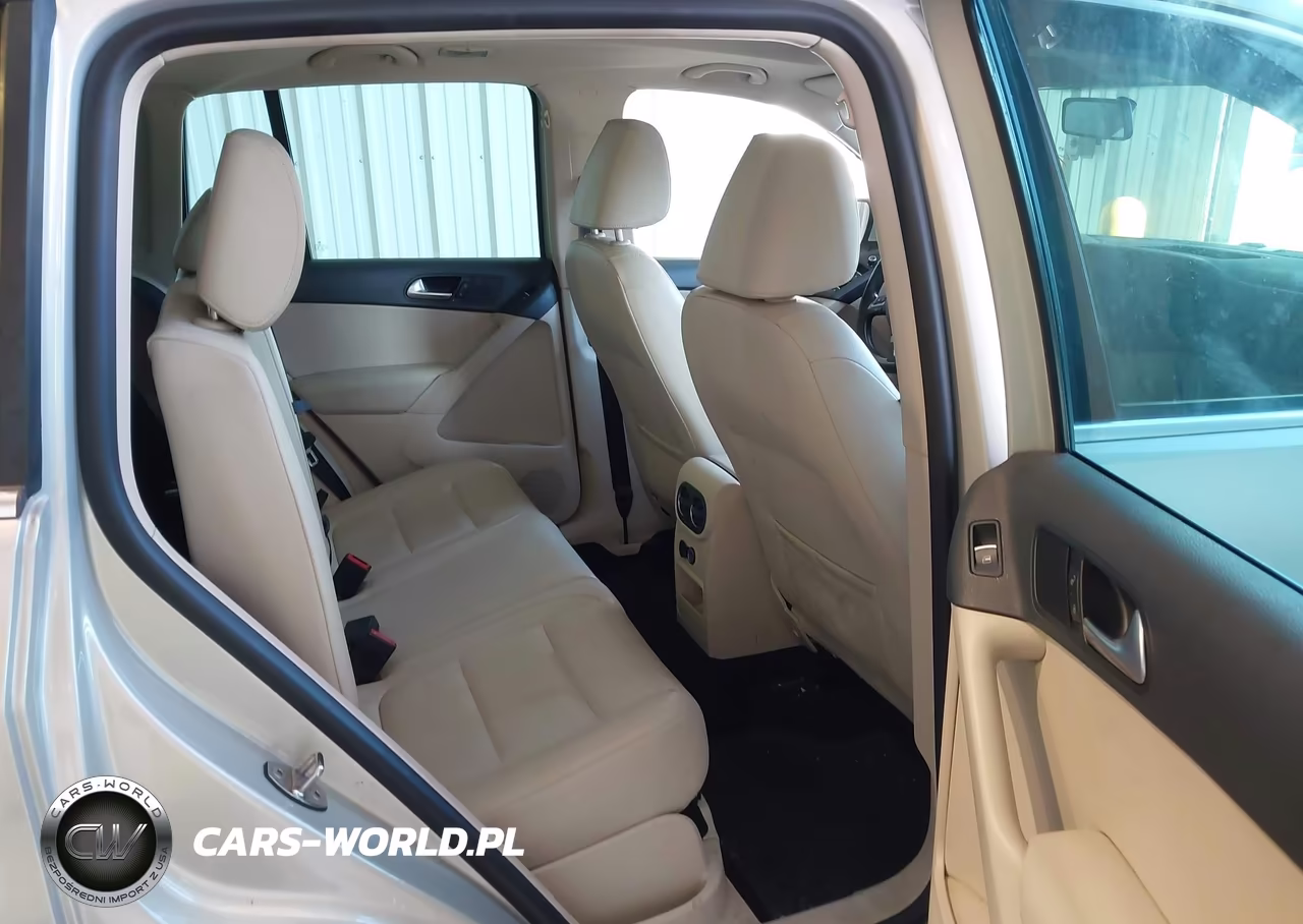 2013 Volkswagen Tiguan Se VIN:WVGAV3AX1DW573118 - 8